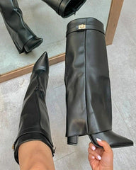 Spitze Kniehohe Stiefel aus Leder mit Umschlag