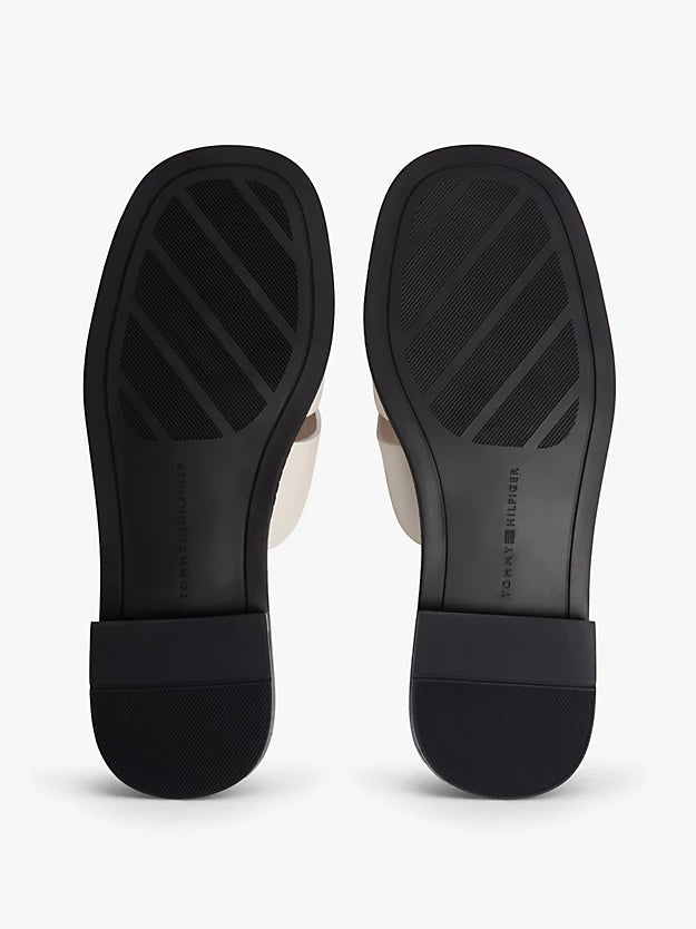 Leather Crest Square Toe Sandals