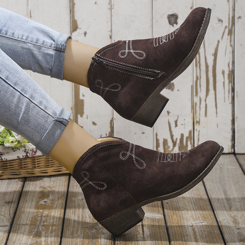 Bottes courtes western brodées – Adorables et polyvalentes pour vos tenues quotidiennes