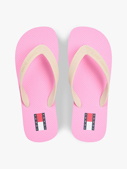 Fine Cleat Embossed Logo Flip-Flops