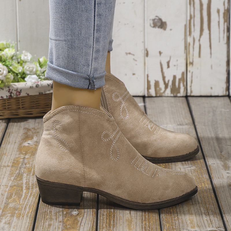 Bottes courtes western brodées – Adorables et polyvalentes pour vos tenues quotidiennes
