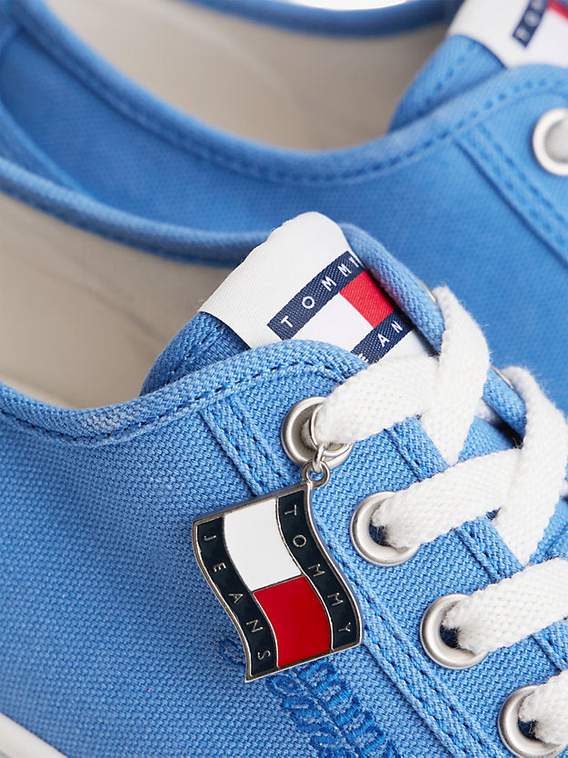 Canvas Platform Trainers WiCharms
