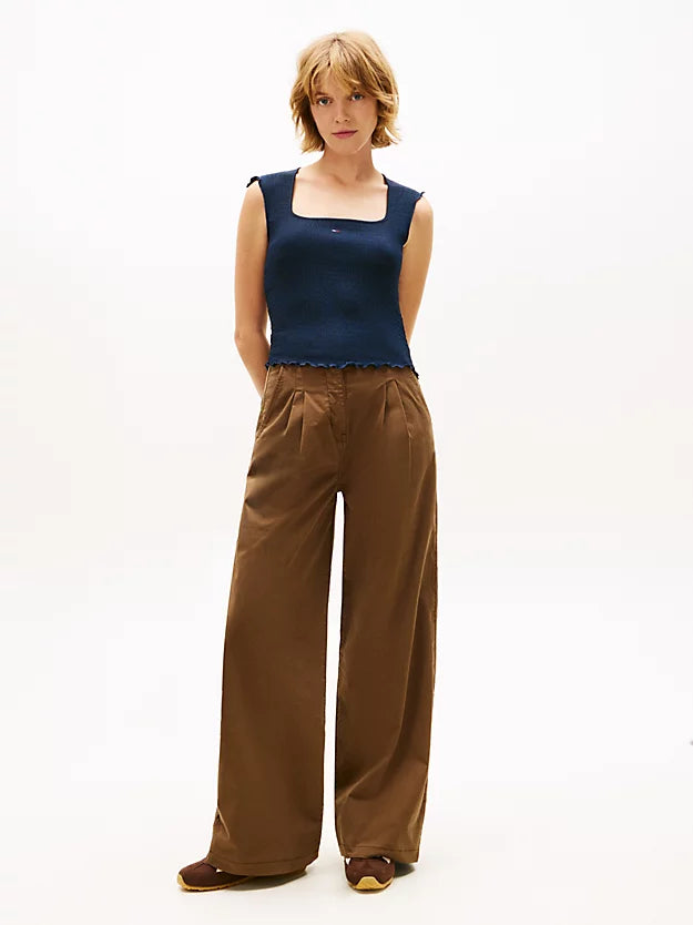 Smock Slim Seersucker Square Neck Top