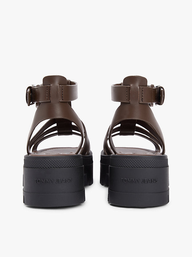 Leather Chunky Cleat Fisherman Sandals