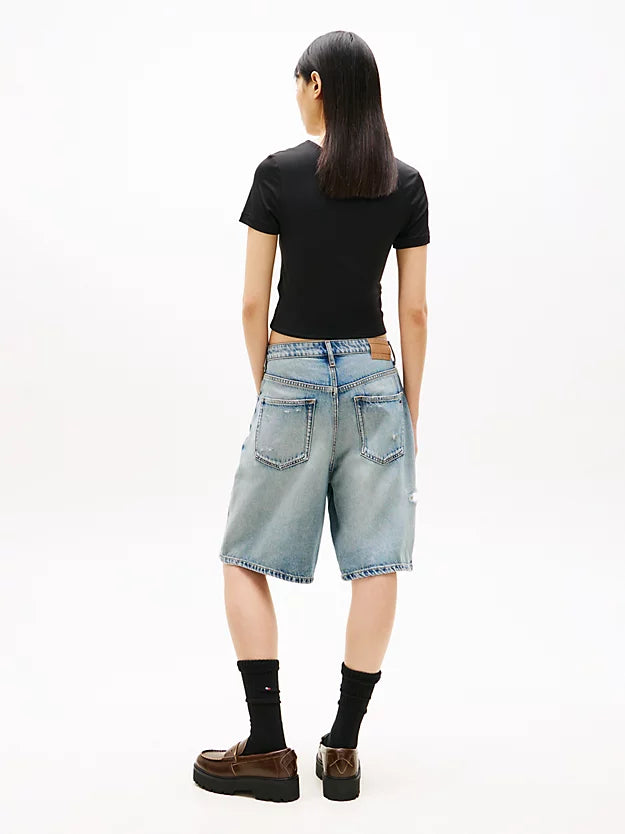 Athleisure Metal Logo Slim T-Shirt