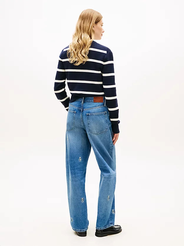 Crest Embroidery Mid Rise Barrel Leg Jeans