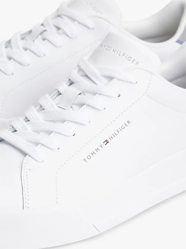 Logo Court Trainers WiLeather