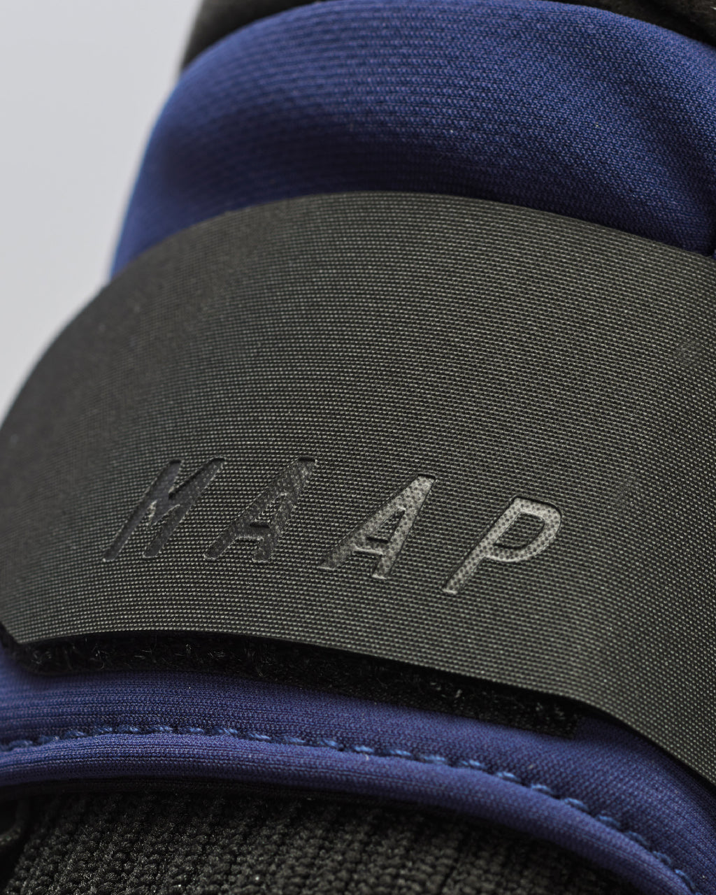 Apex Deep Winter Glove - Navy