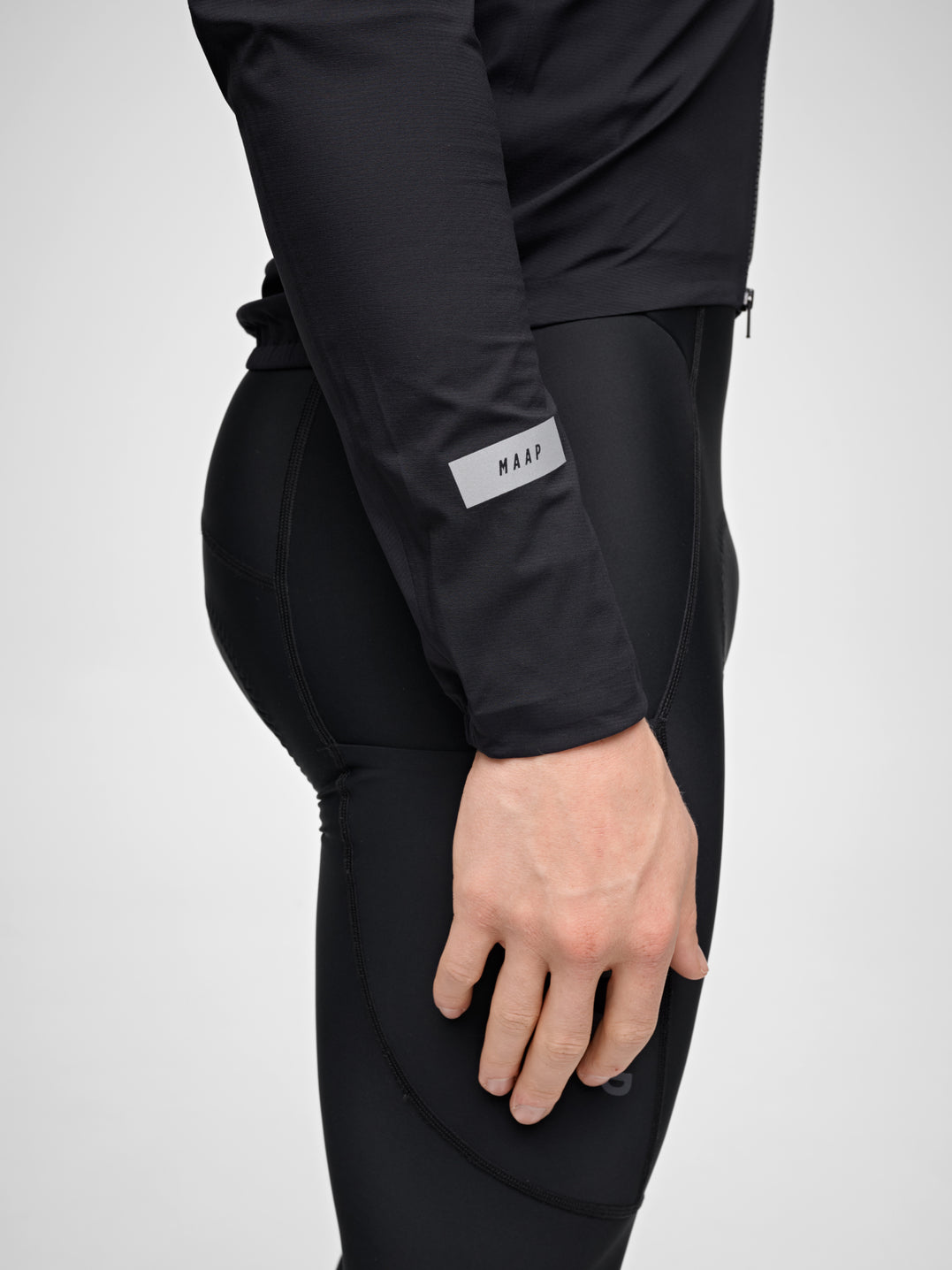 Atmos Jacket - Black