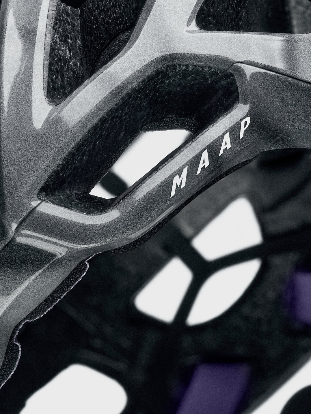 Icon CE - Charcoal