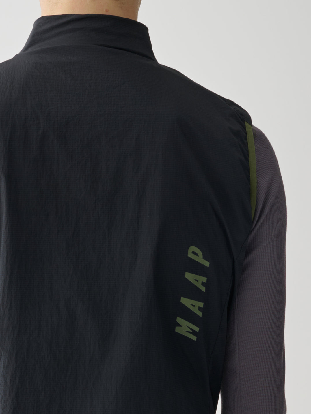 Alt_Road Insulated Vest - Black