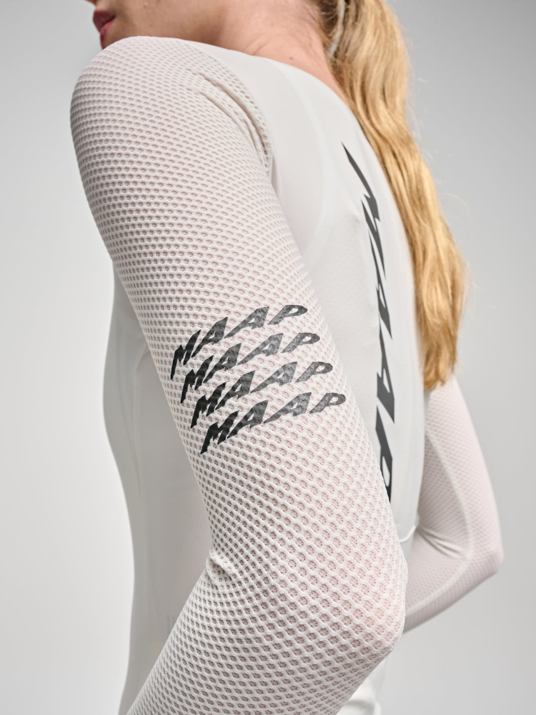 Women's Emerge LS Jersey - Vapour