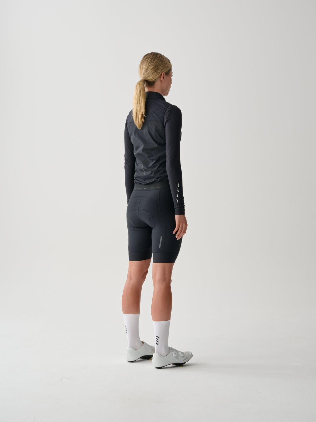 Women's Team Flow Vest - Jet Black