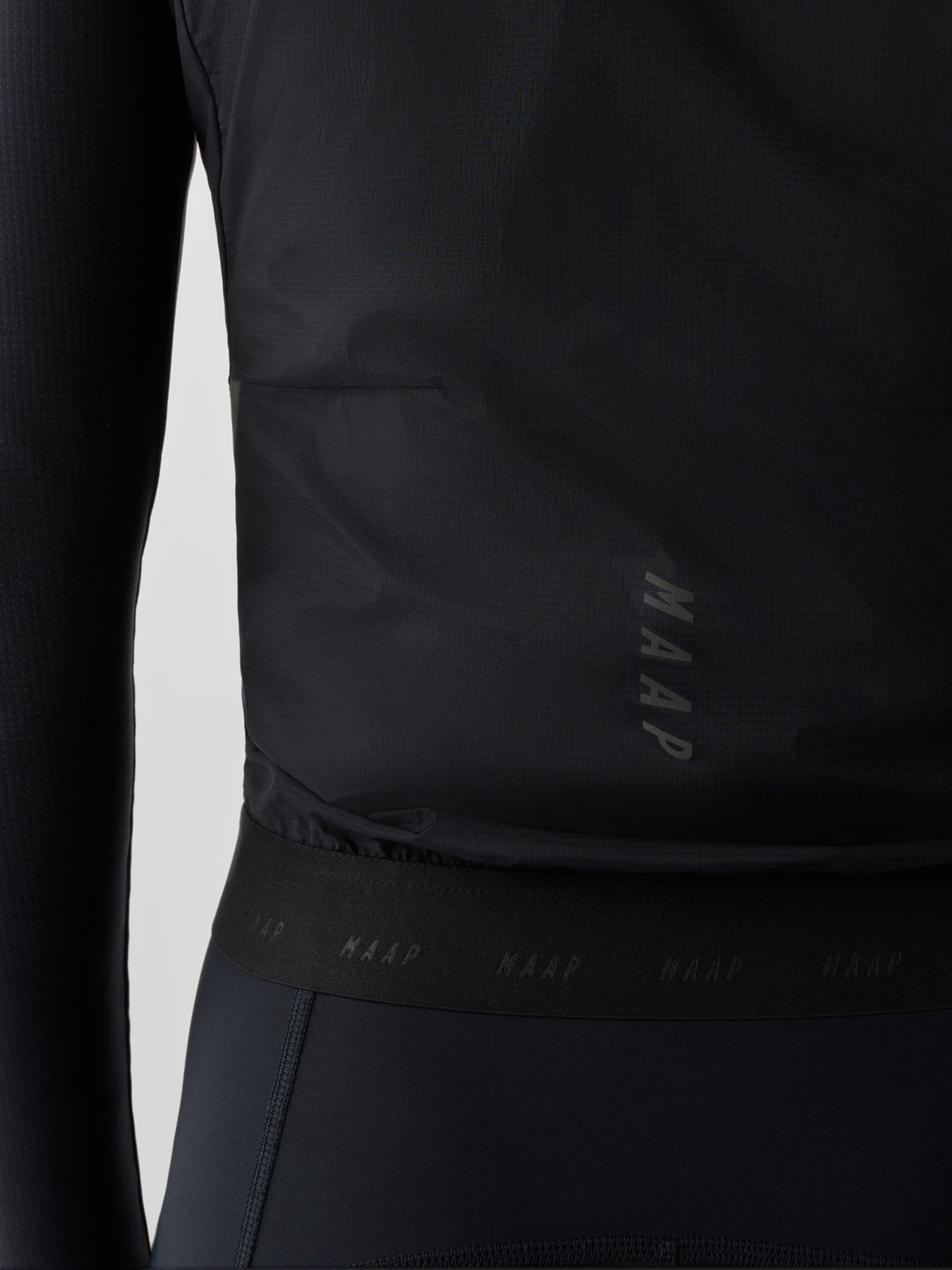 Women's Team Flow Vest - Jet Black