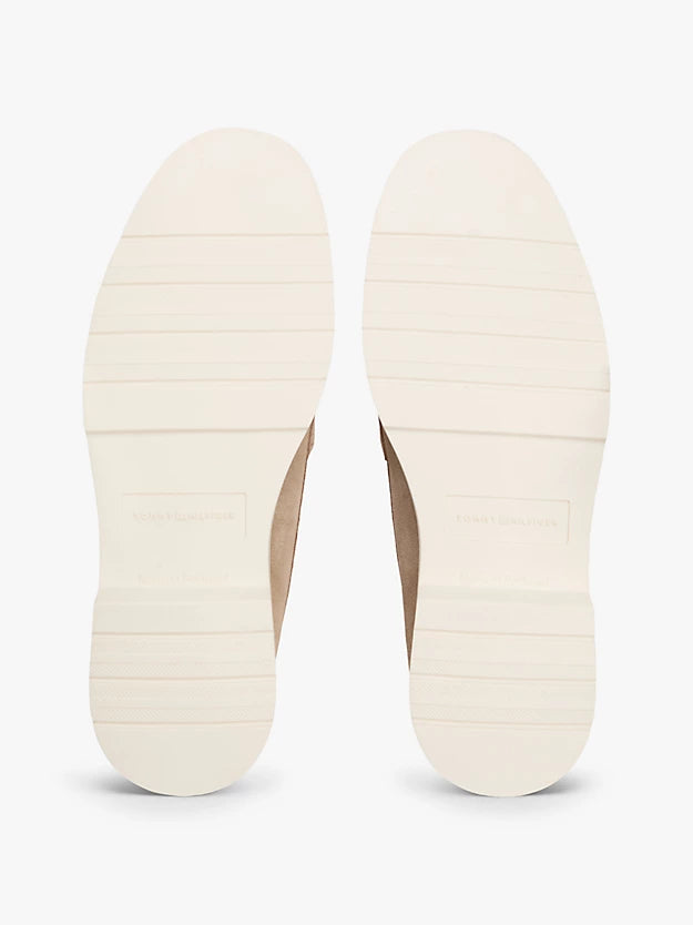 Lightweight Suede Tassel Loafers