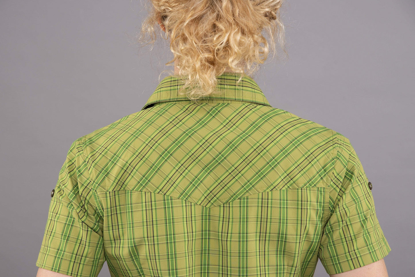 Estella Womens