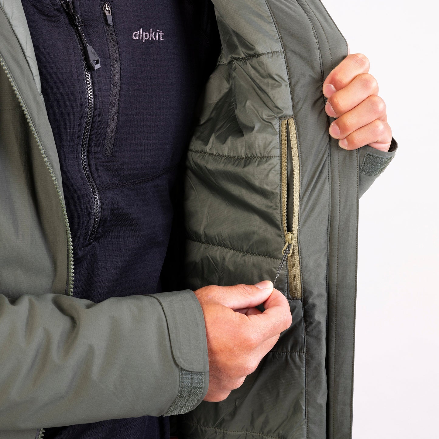 Solace Mens