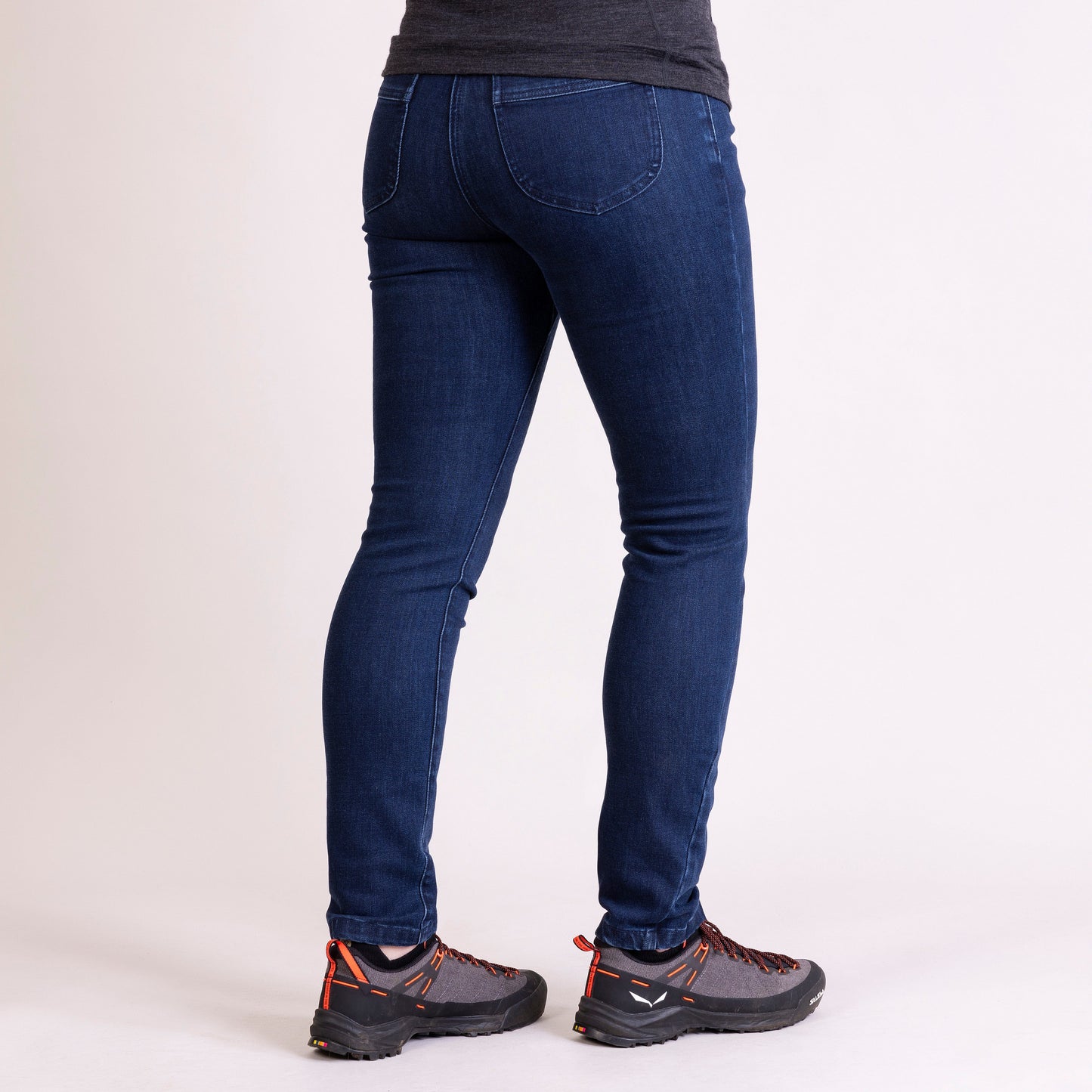 Jeanie Womens